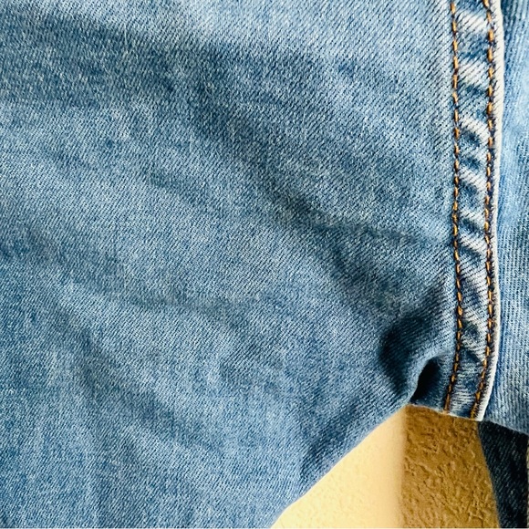 SHEIN Super Distressed Dark Wash Cut Out Boyfriend Jeans - Picture 6 of 6